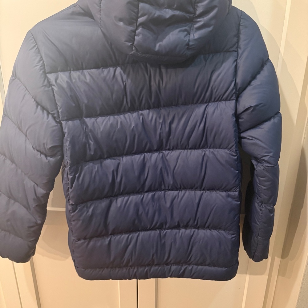 Kids'  Patagonia Hi-Loft Down Sweater Hoody Like New - Picture 4 of 6